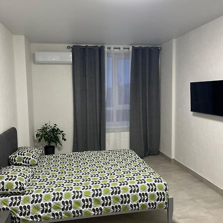Апартаменти Люкс 5 Khmelʼnytsʼkyy Exterior foto